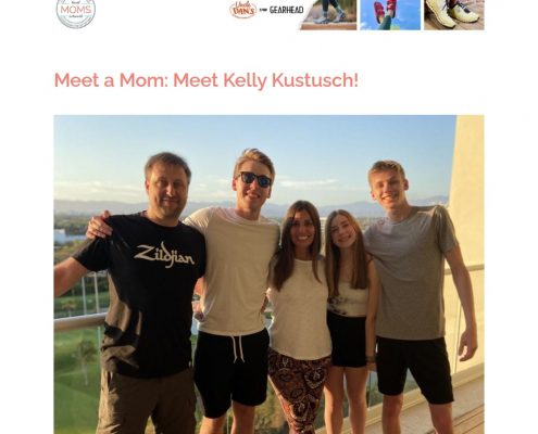 Meet a Mom: Meet Kelly Kustusch!